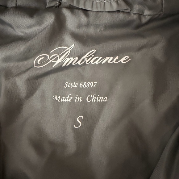 Gray Puffer Jacket - Picture 3 of 5